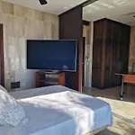 Daire Vistas Excelentes Al Mar Y Jakuzzi Manilva