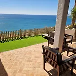 Daire Vistas Excelentes Al Mar Y Jakuzzi Manilva