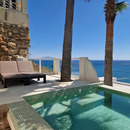 Vistas Excelentes Al Mar Y Jakuzzi Daire Manilva